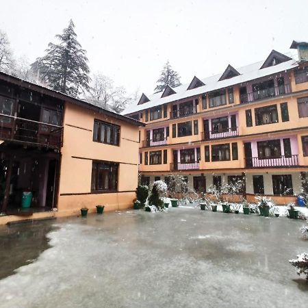 Hotel Him View Manāli Exteriör bild